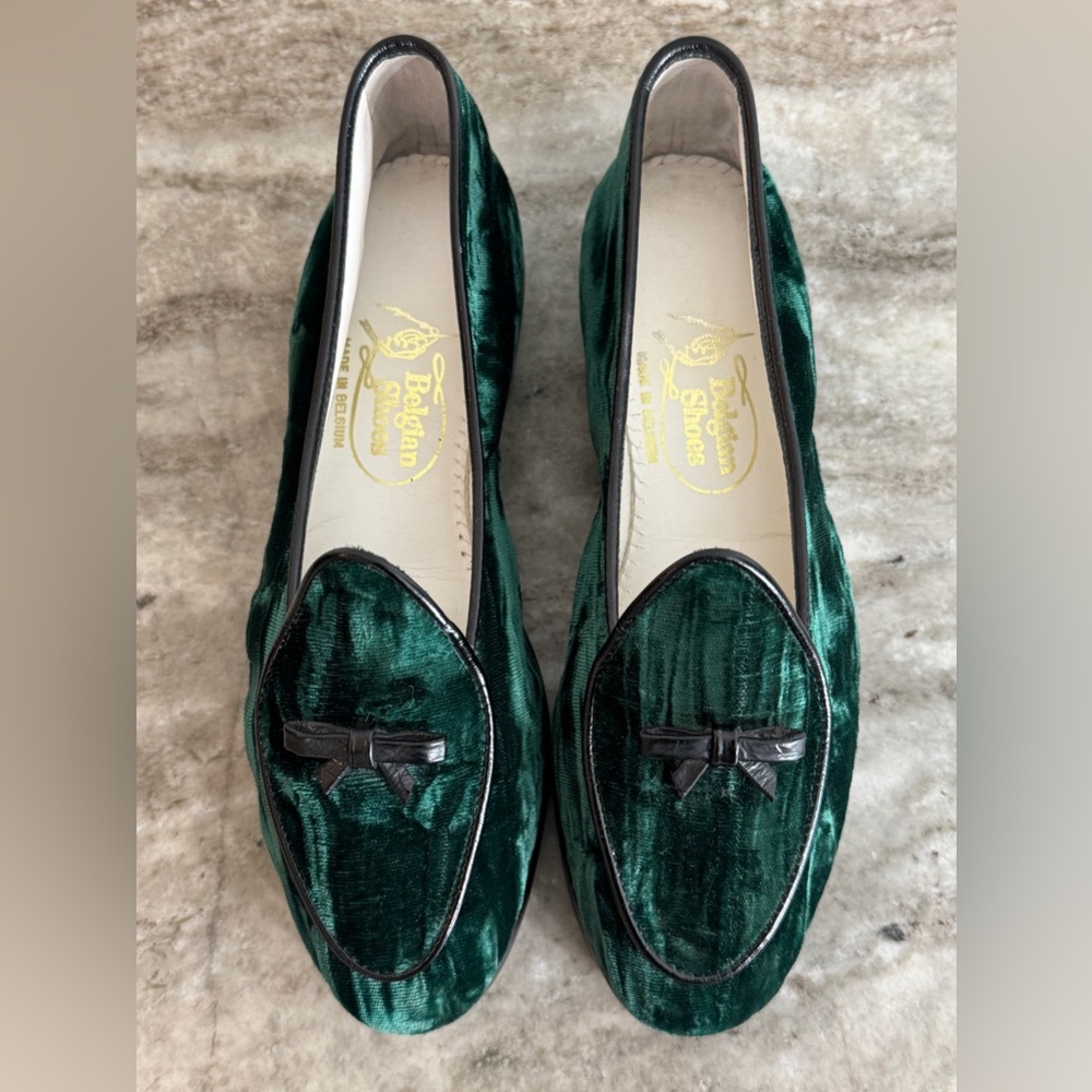 Belgian Shoes Midinette Slippers Green Velvet Leather Trim Loafer 4.5 Flats Bow